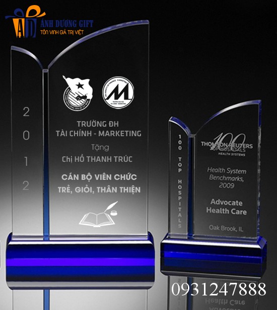 Kỷ niệm chương pha lê KNC00A28